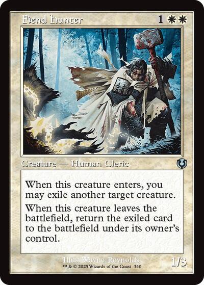 Fiend Hunter (Retro Frame) (Innistrad Remastered) Near Mint